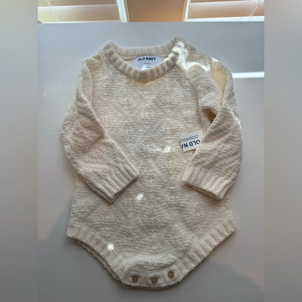 Old Navy Ivory Knit Baby Onesie - Picture 1 of 1